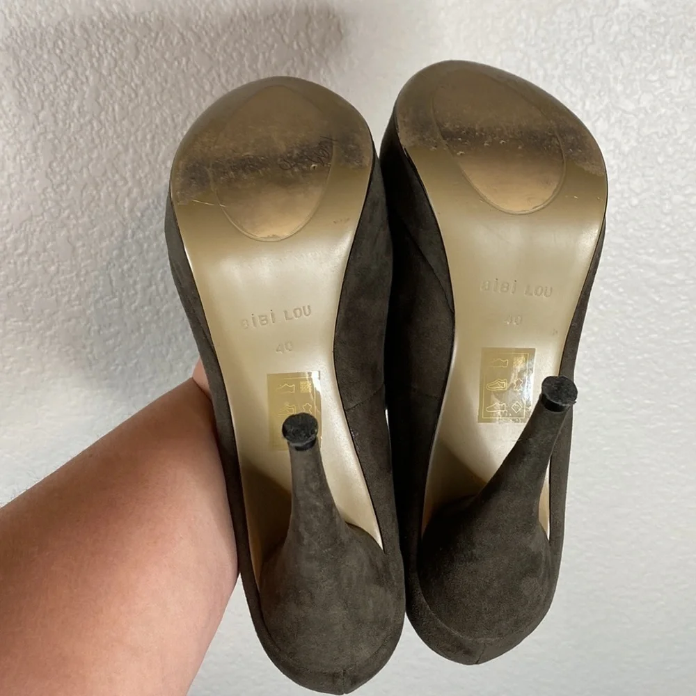 Bibi Lou Taupe Gray Suede Plan form High Heels Size EU 40